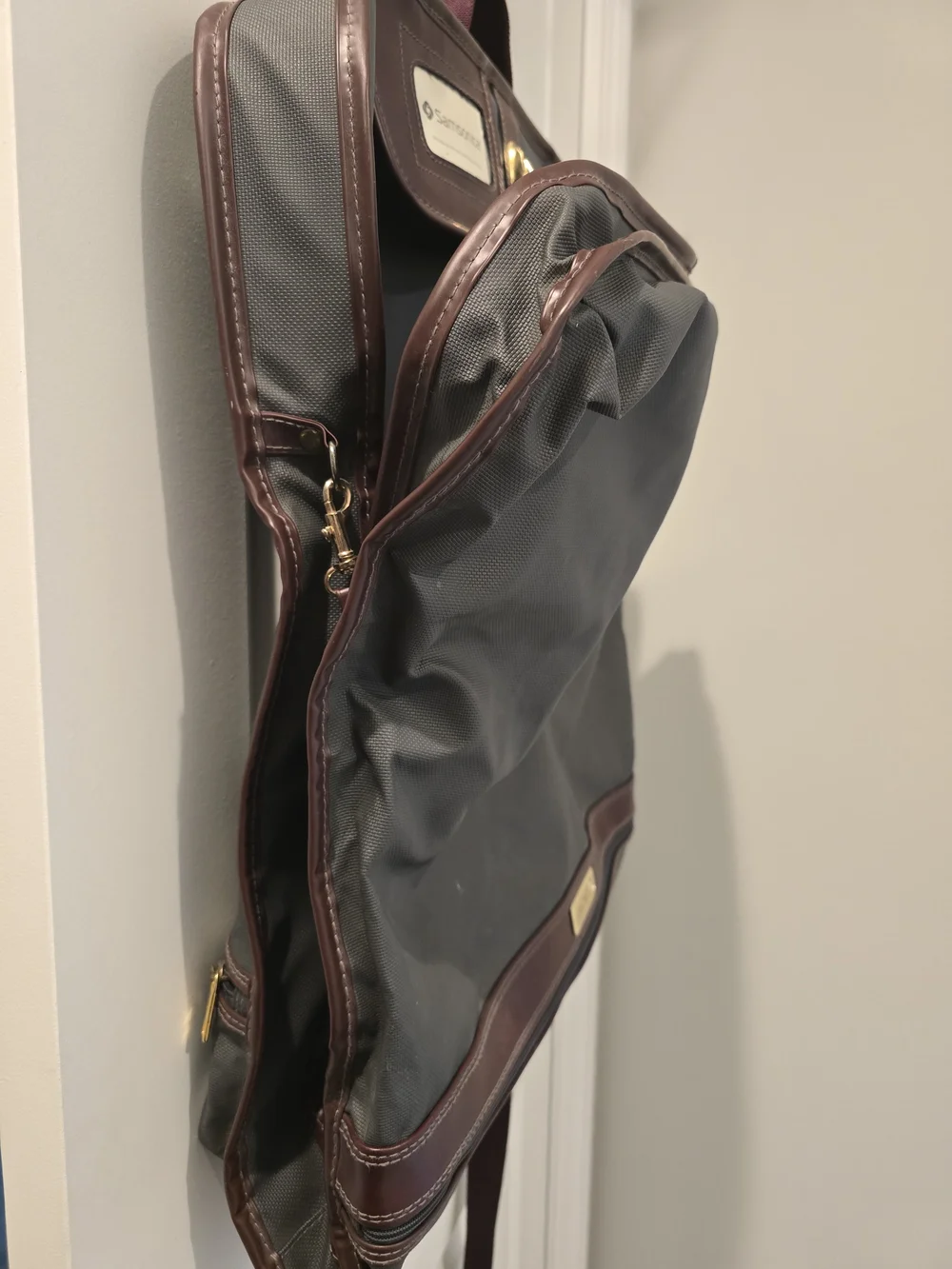 Vintage Samsonite Series 2100 Garment Bag Suit Travel Bag Lock Key Strap 45